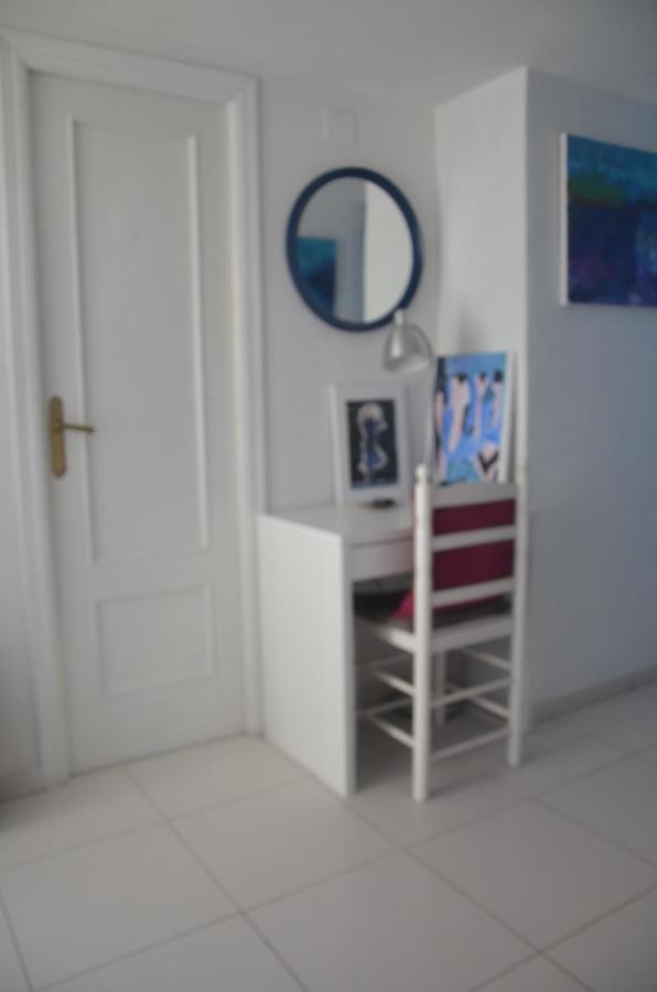 Independent Whole 1St Floor 1Room 1Balcony And Views 1Bathroom Torrevieja Exterior foto